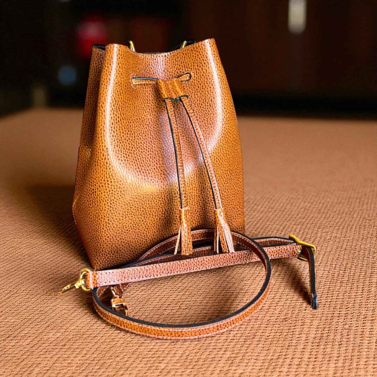 Whiskey Dollaro Bucket Bag