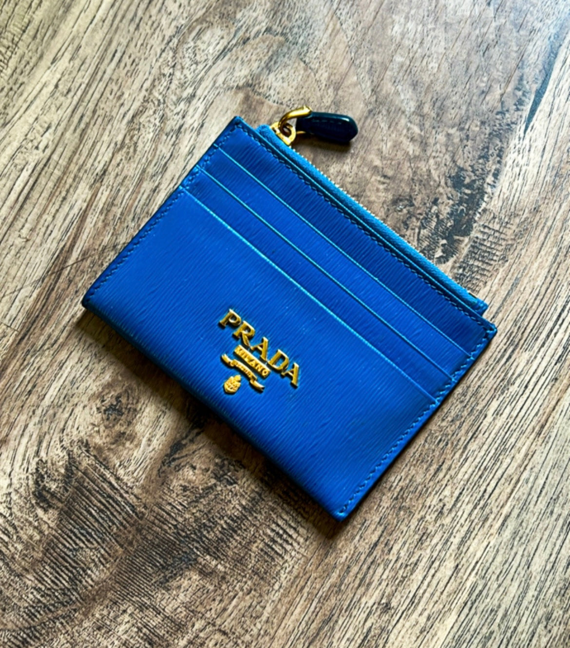 preloved prada wallet