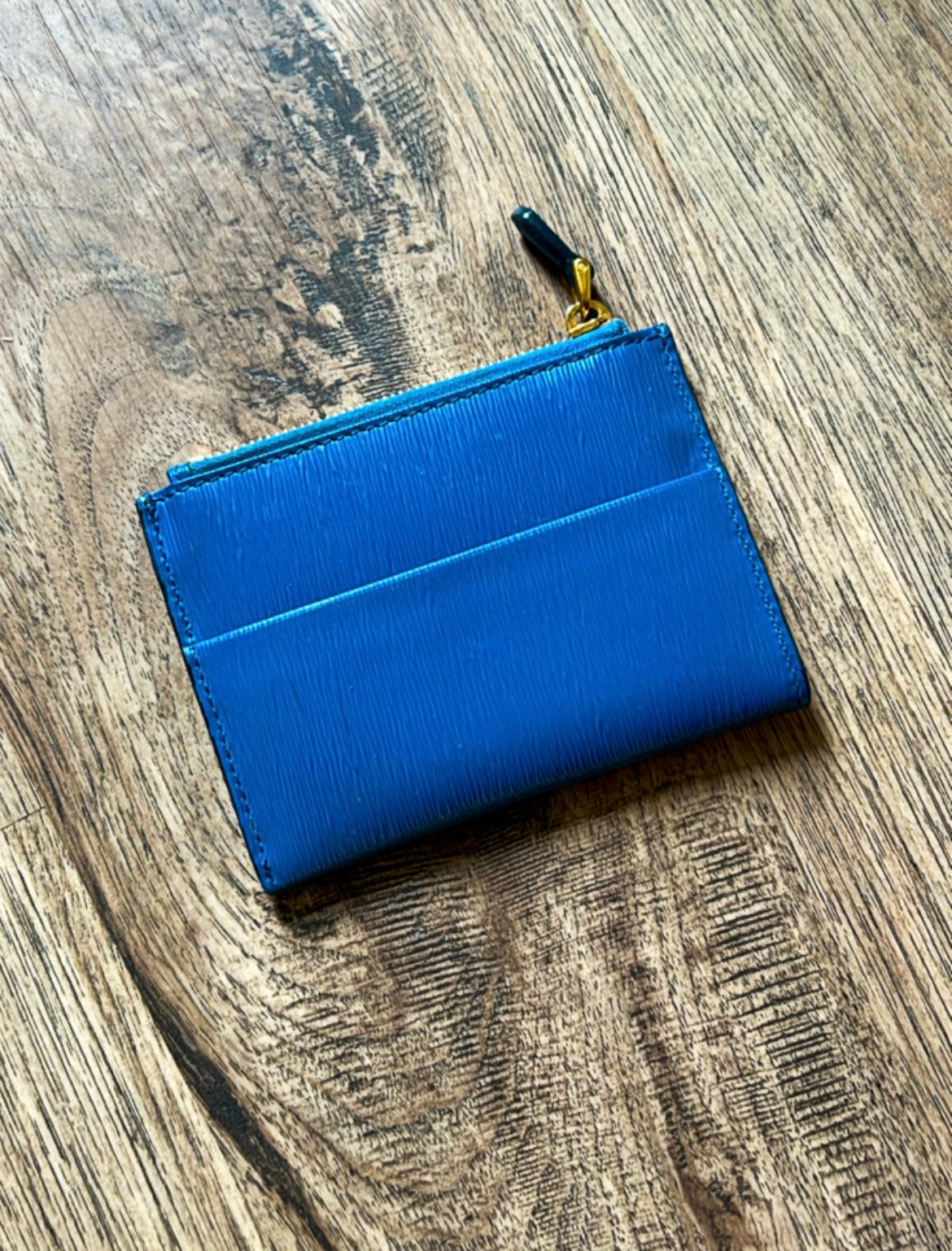 preloved prada wallet
