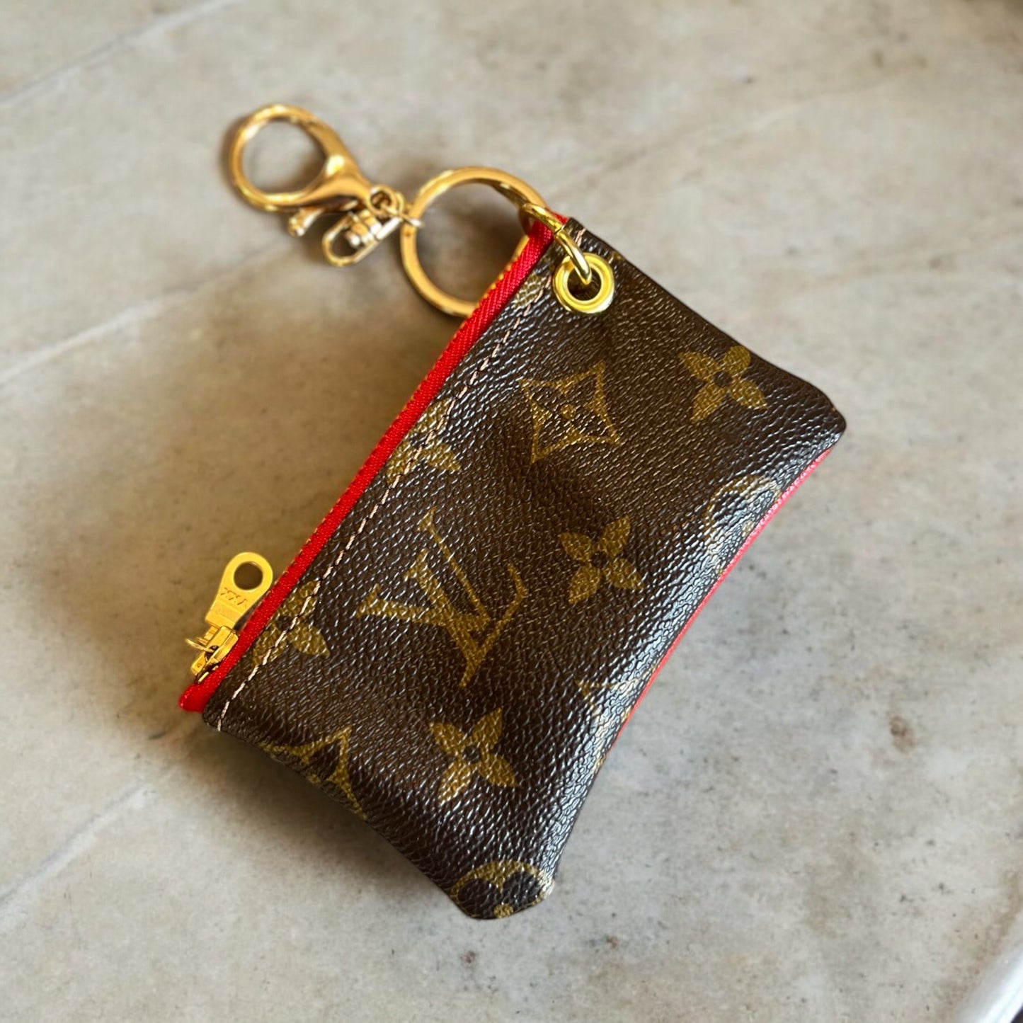 Keychain pouch